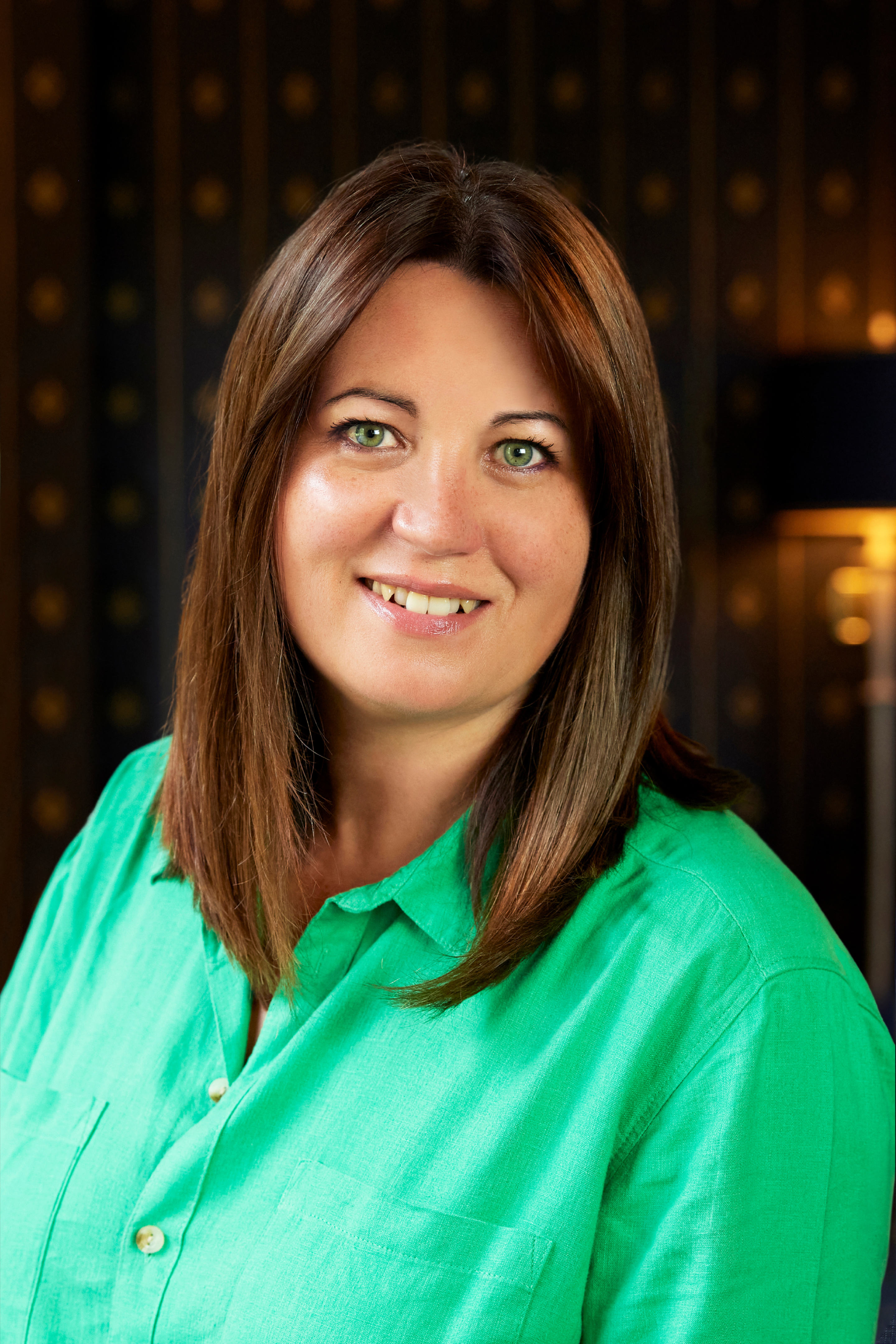 Robin Smith LR Colour